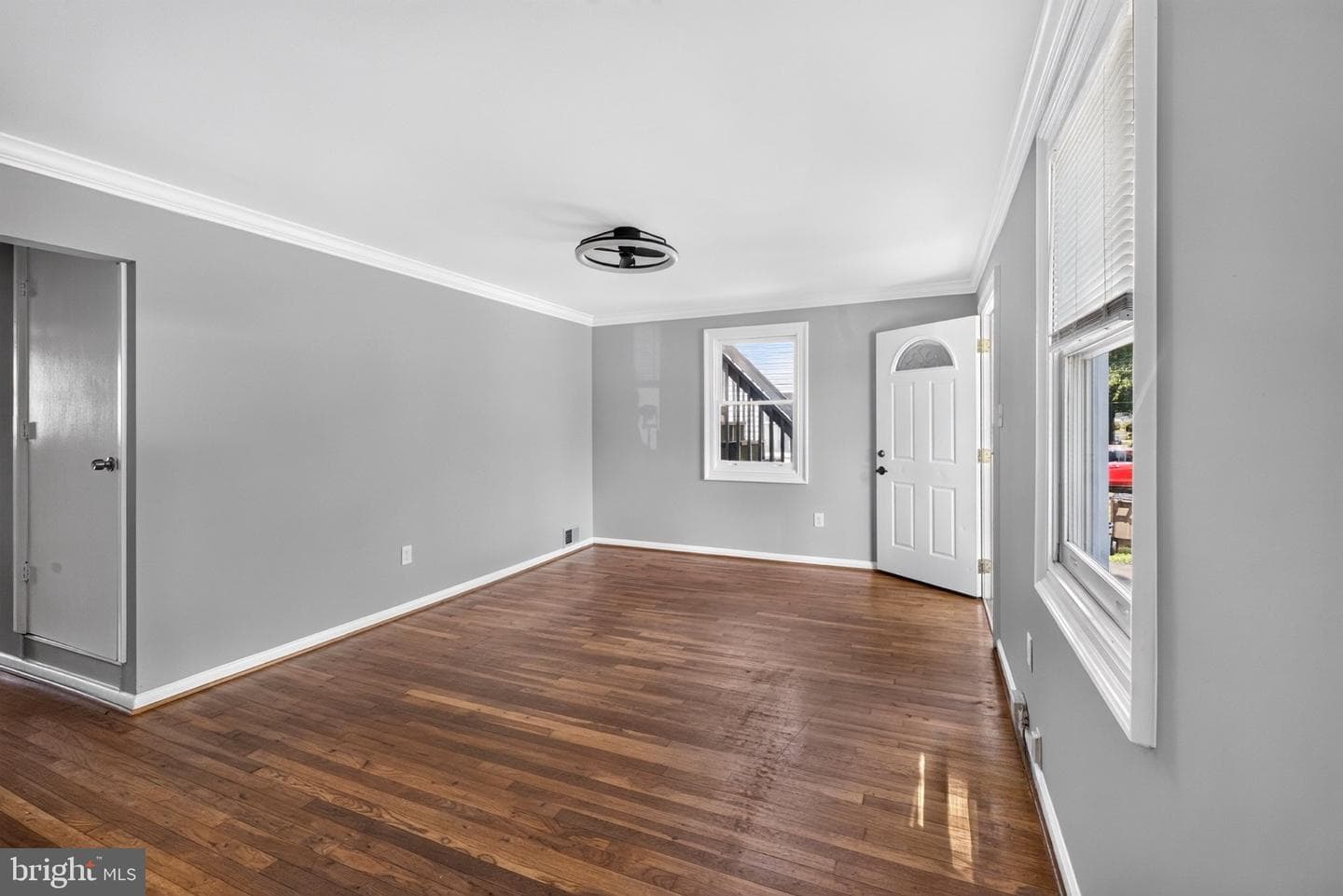 608 Burgundy Drive photo 5
