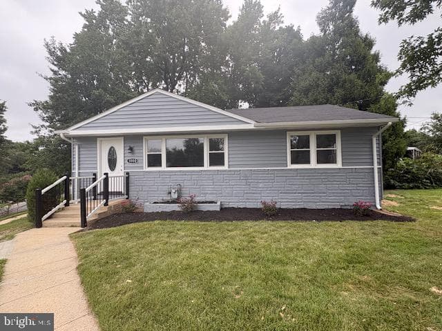 1000 Maple Avenue photo 3