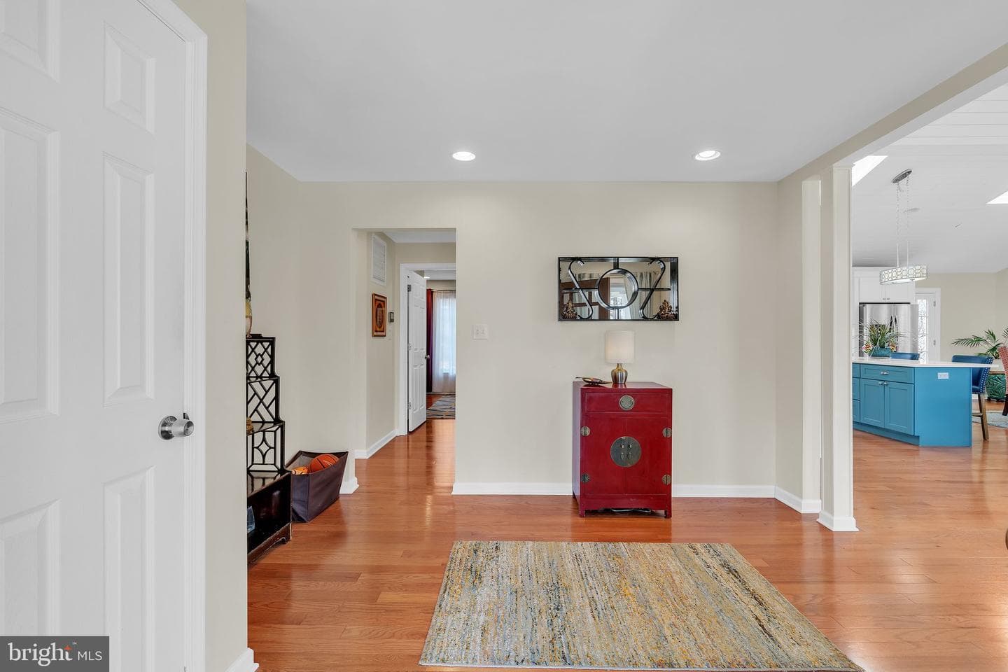 4601 Waverly Avenue photo 9