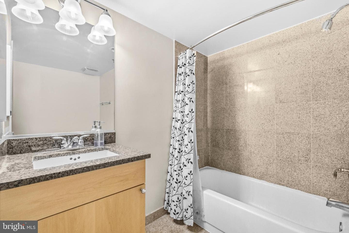7500 Woodmont Avenue #s412 photo 17