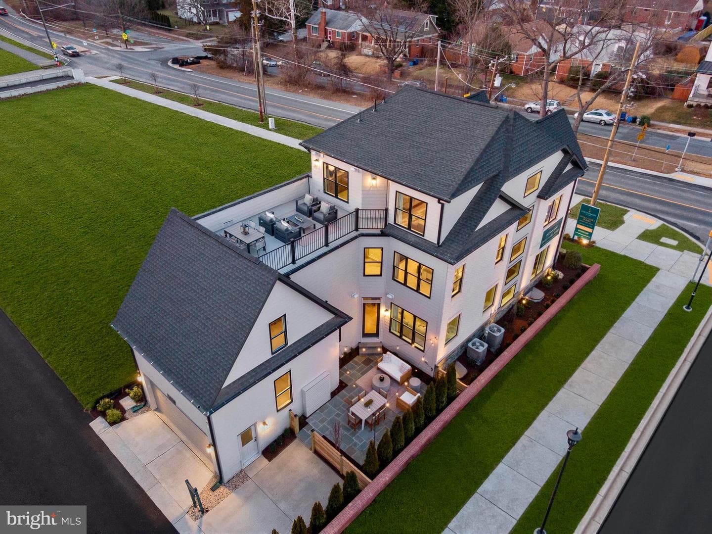 5028 Strathmore Avenue, Kensington