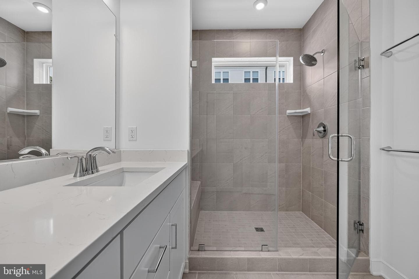 16184 Frederick Road photo 38