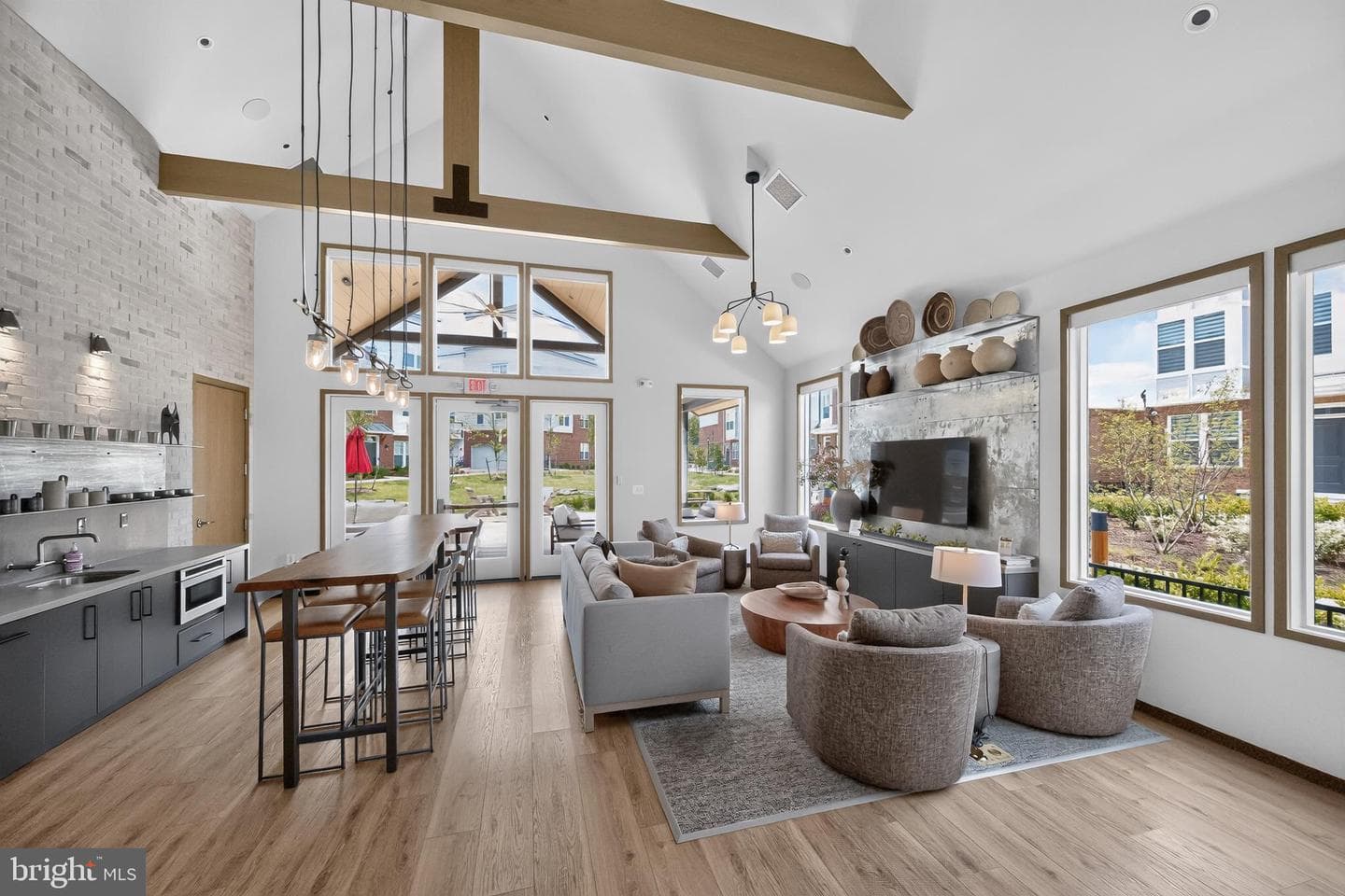 16184 Frederick Road photo 58