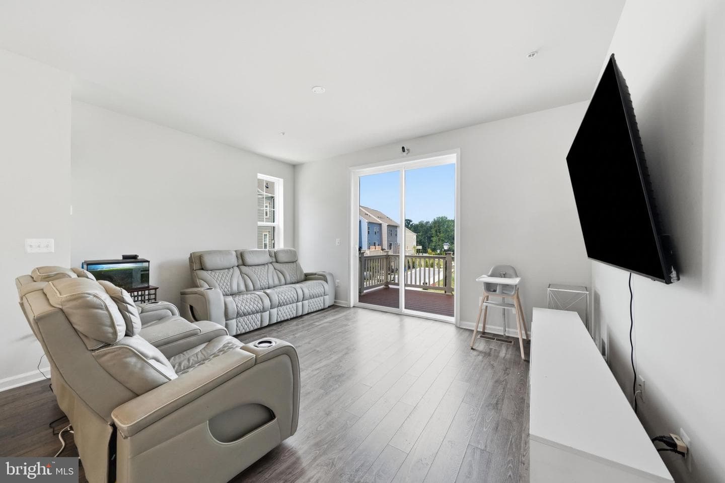 26220 Queens Grove Terrace photo 15