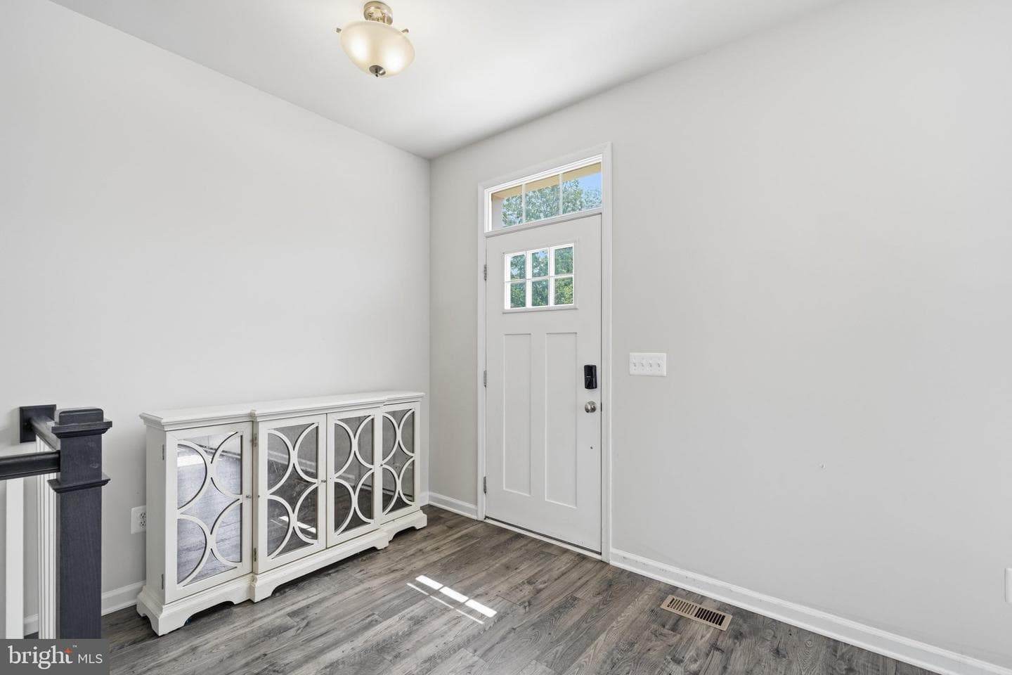 26220 Queens Grove Terrace photo 4