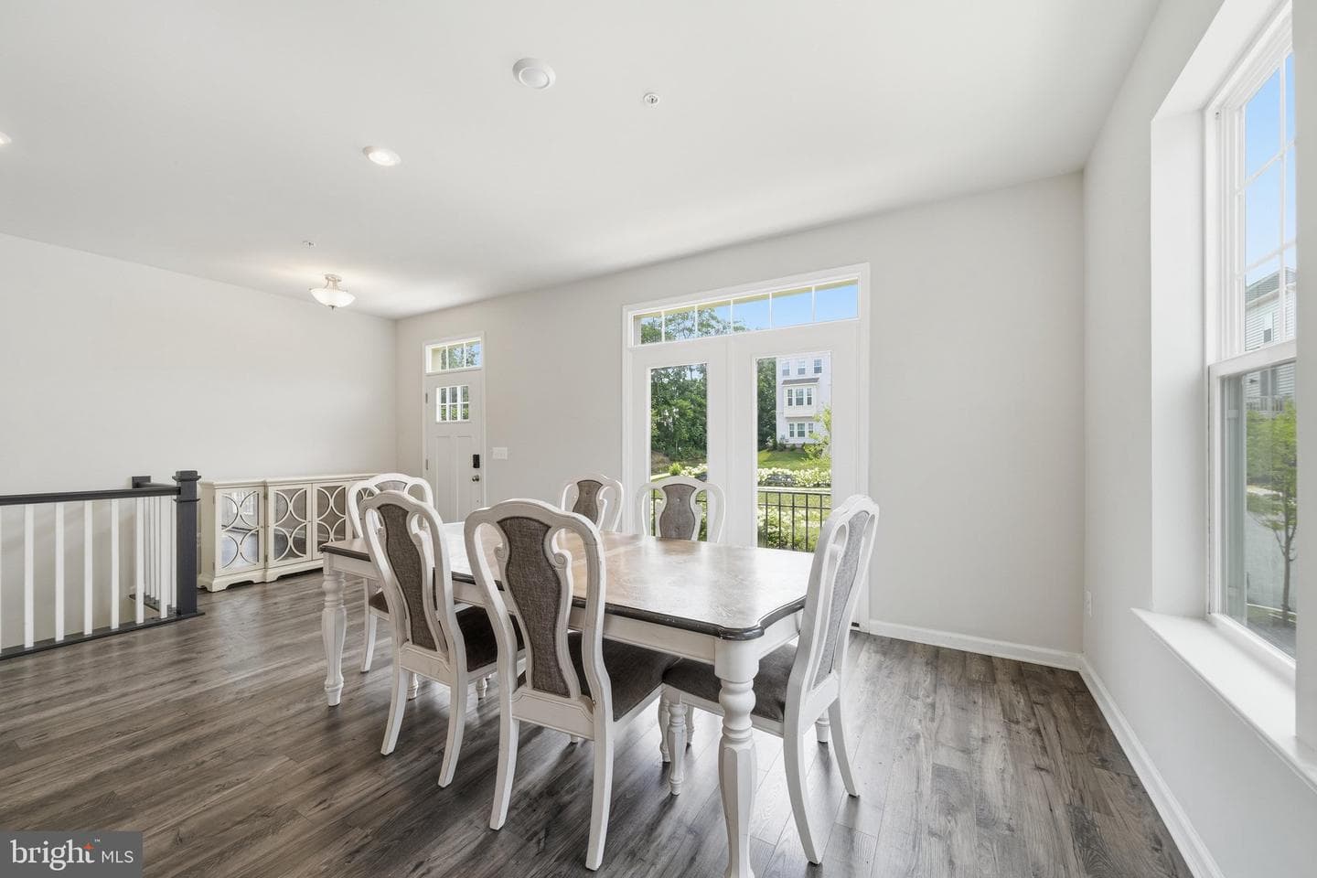 26220 Queens Grove Terrace photo 6