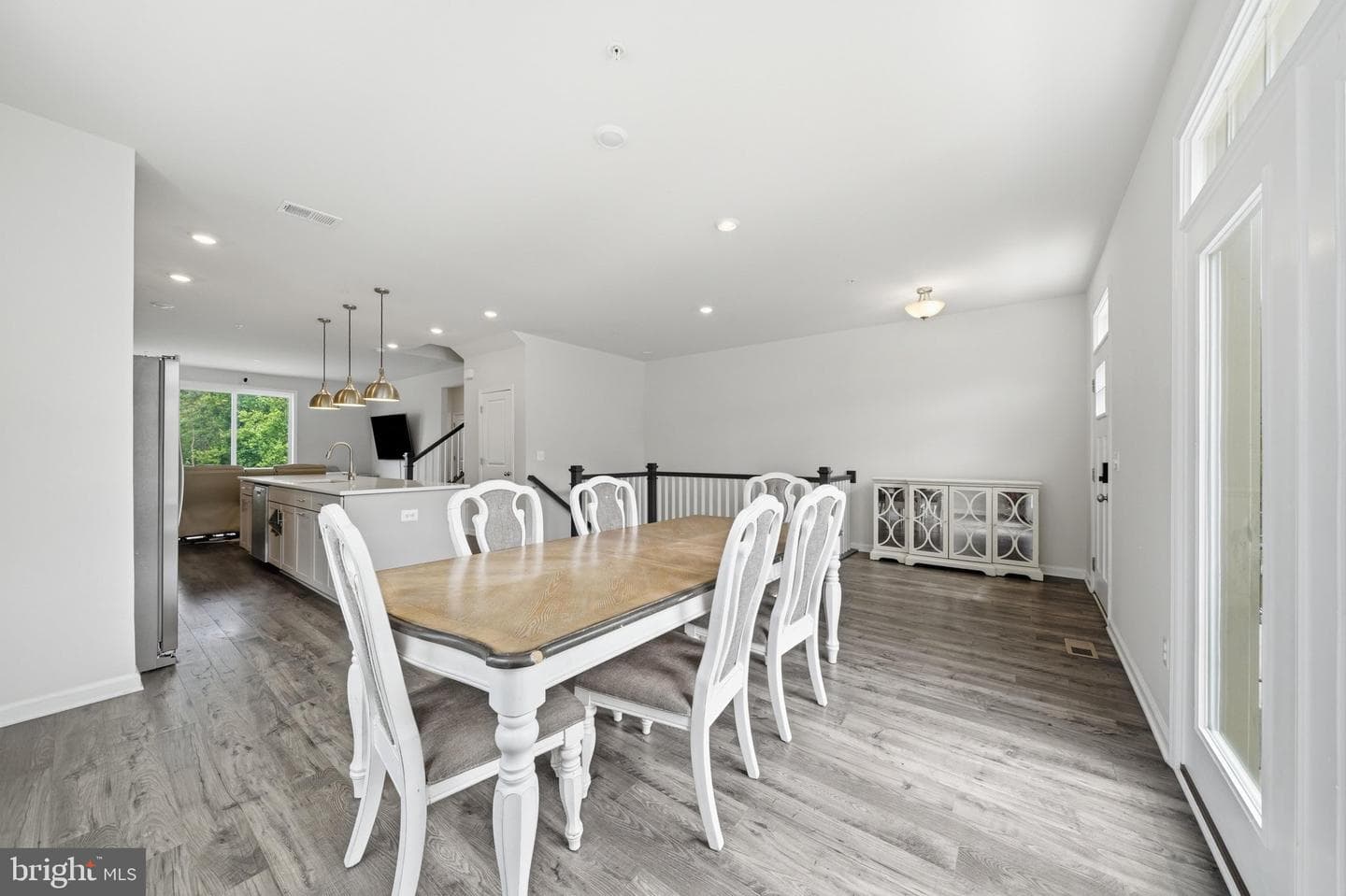 26220 Queens Grove Terrace photo 8