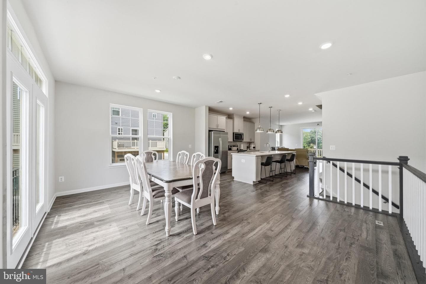 26220 Queens Grove Terrace photo 9
