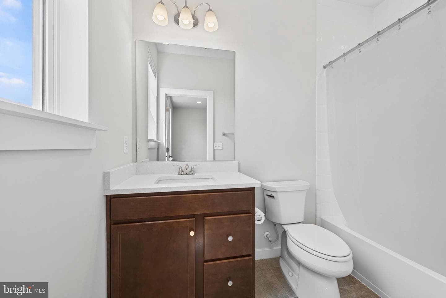8279 Front Loop photo 31