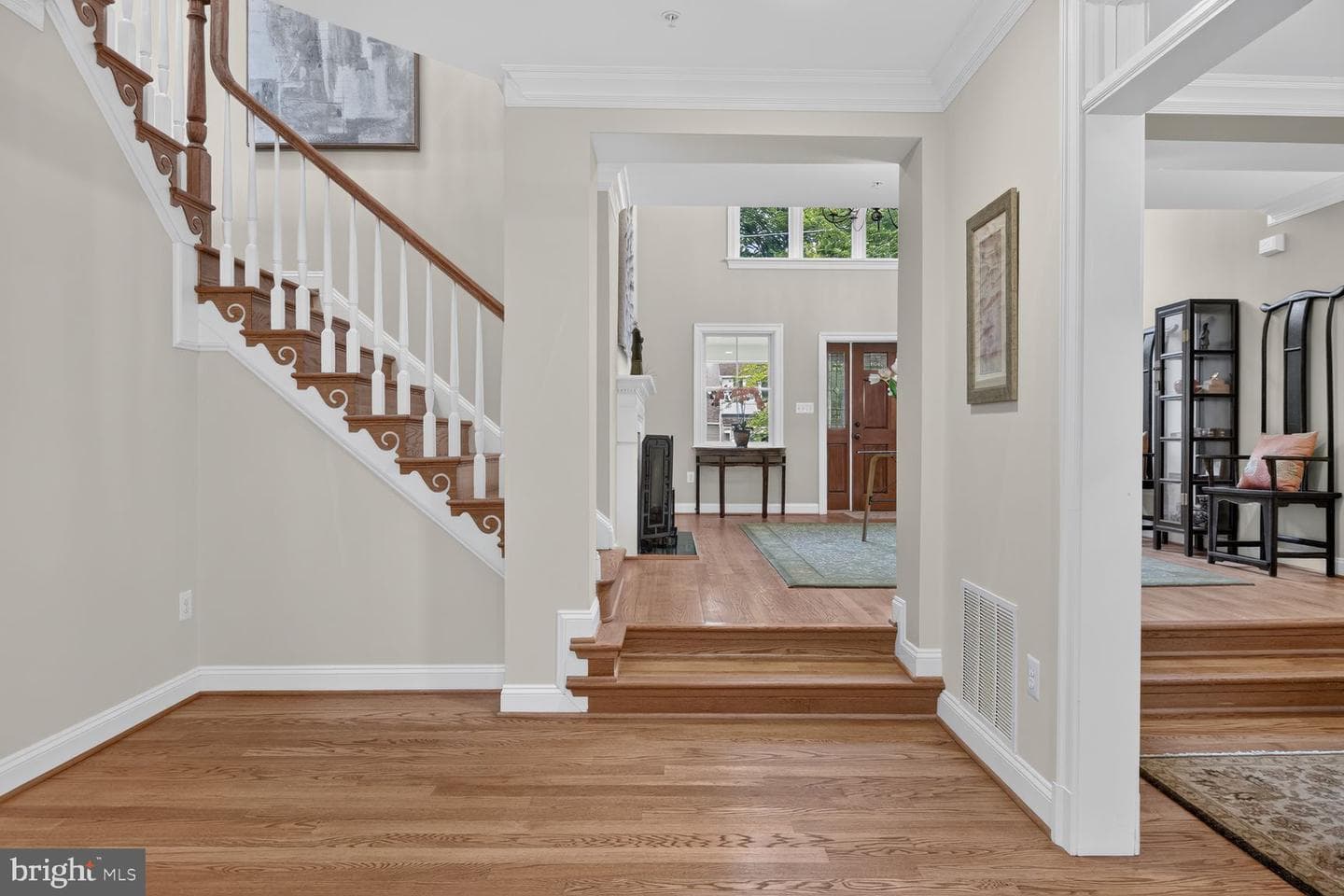 5601 Vernon Place photo 14