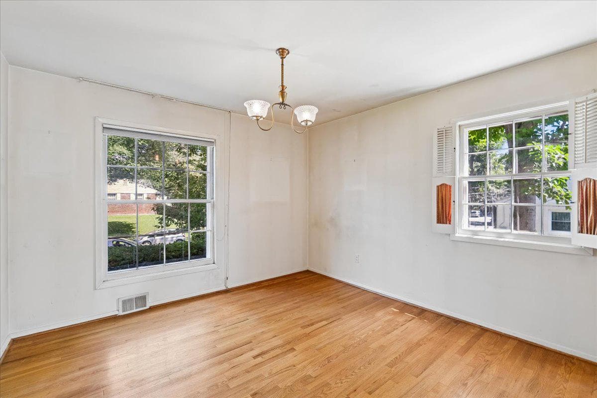 1011 W Nolcrest Drive photo 30