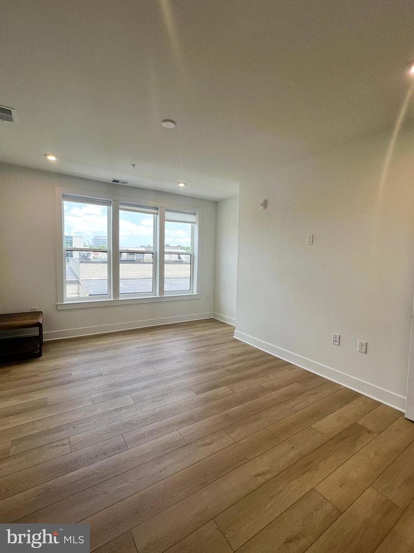 1141 Fortune Terrace #307 photo 12
