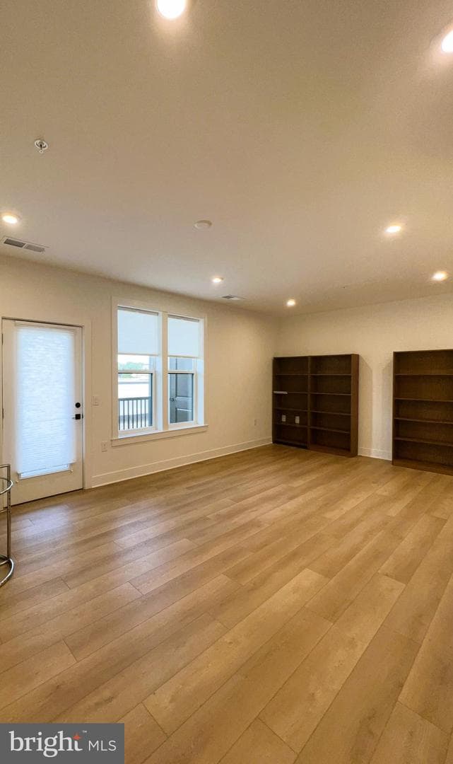1141 Fortune Terrace #307 photo 8