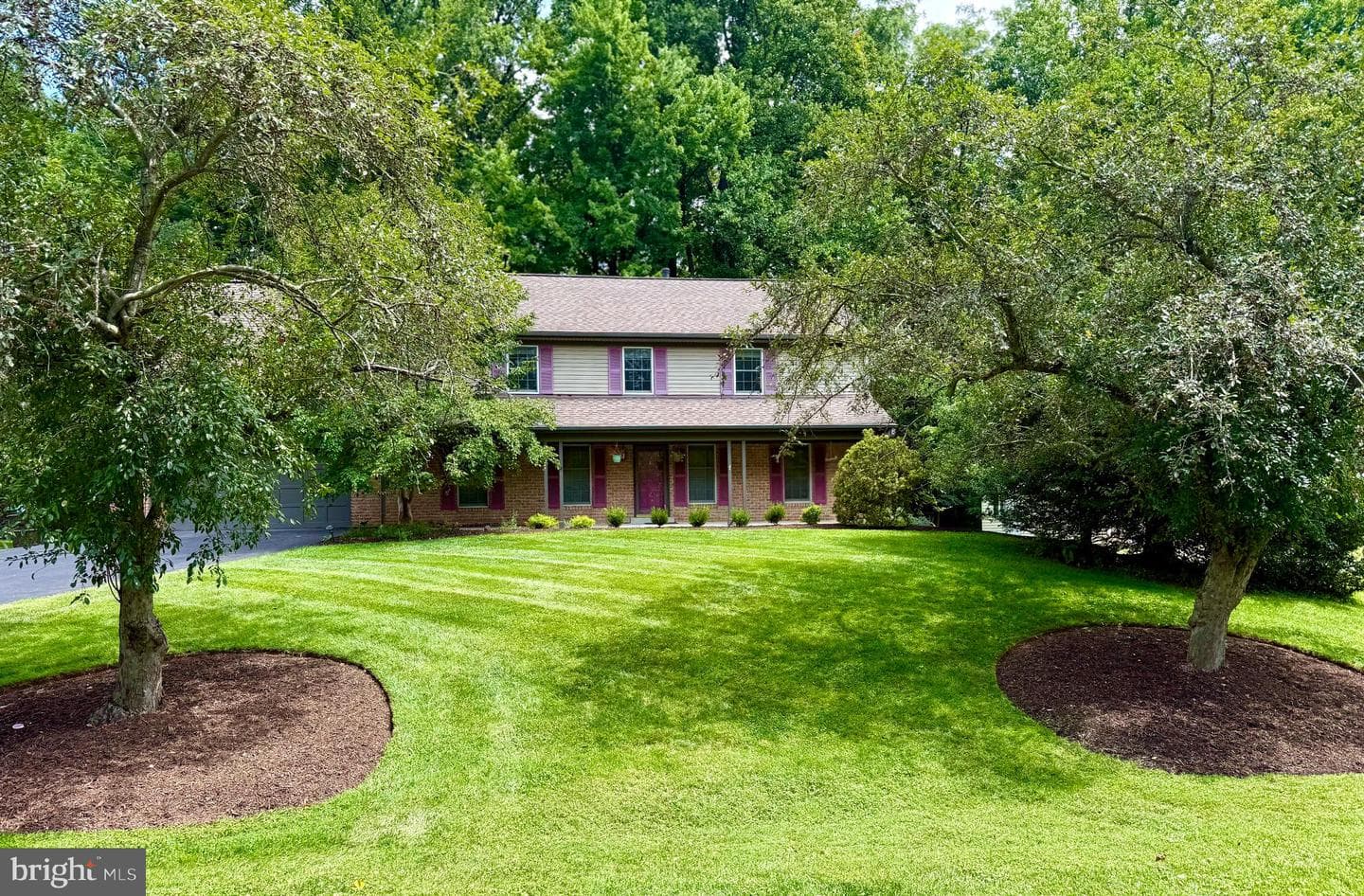 9326 Edgewood Court photo 1