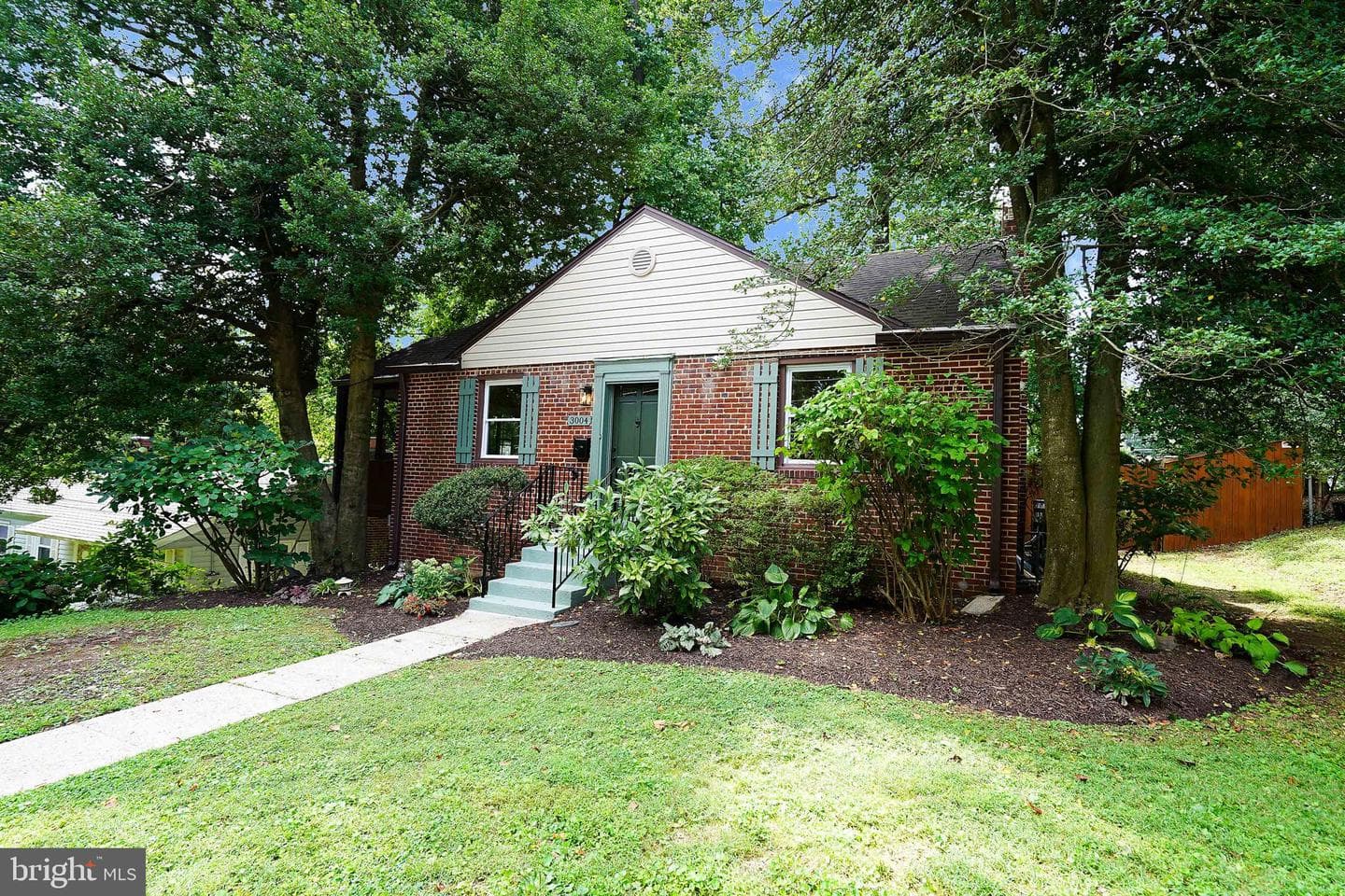 3004 Dawson Avenue photo 1