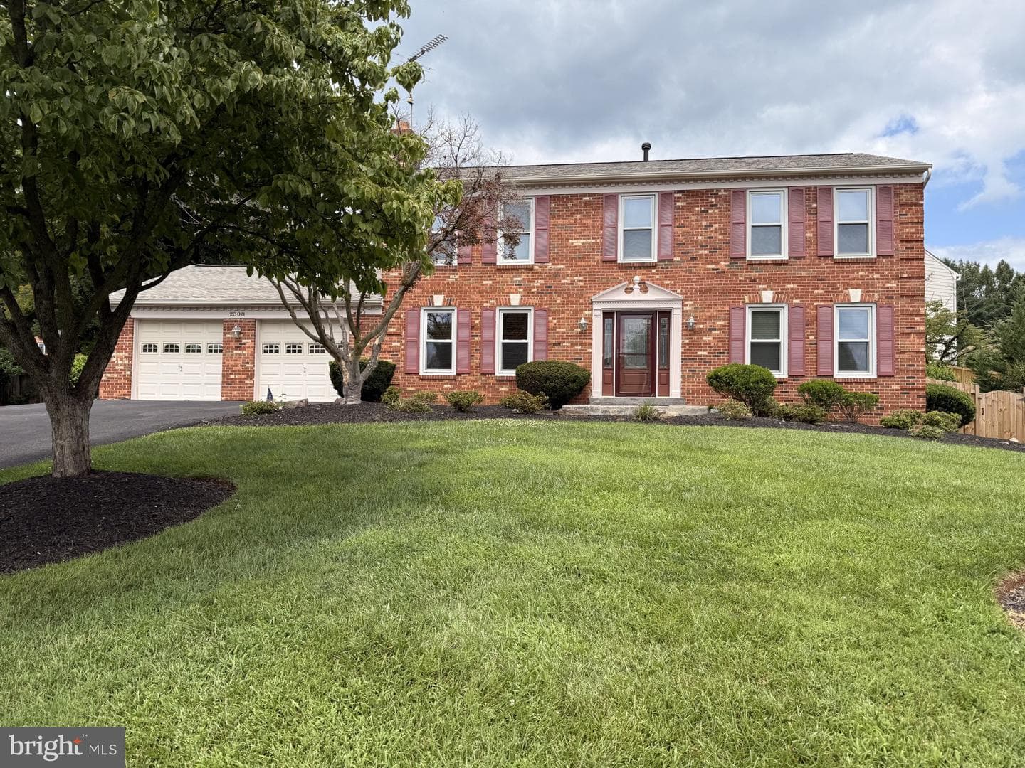 2308 Laurelwood Terrace photo 1
