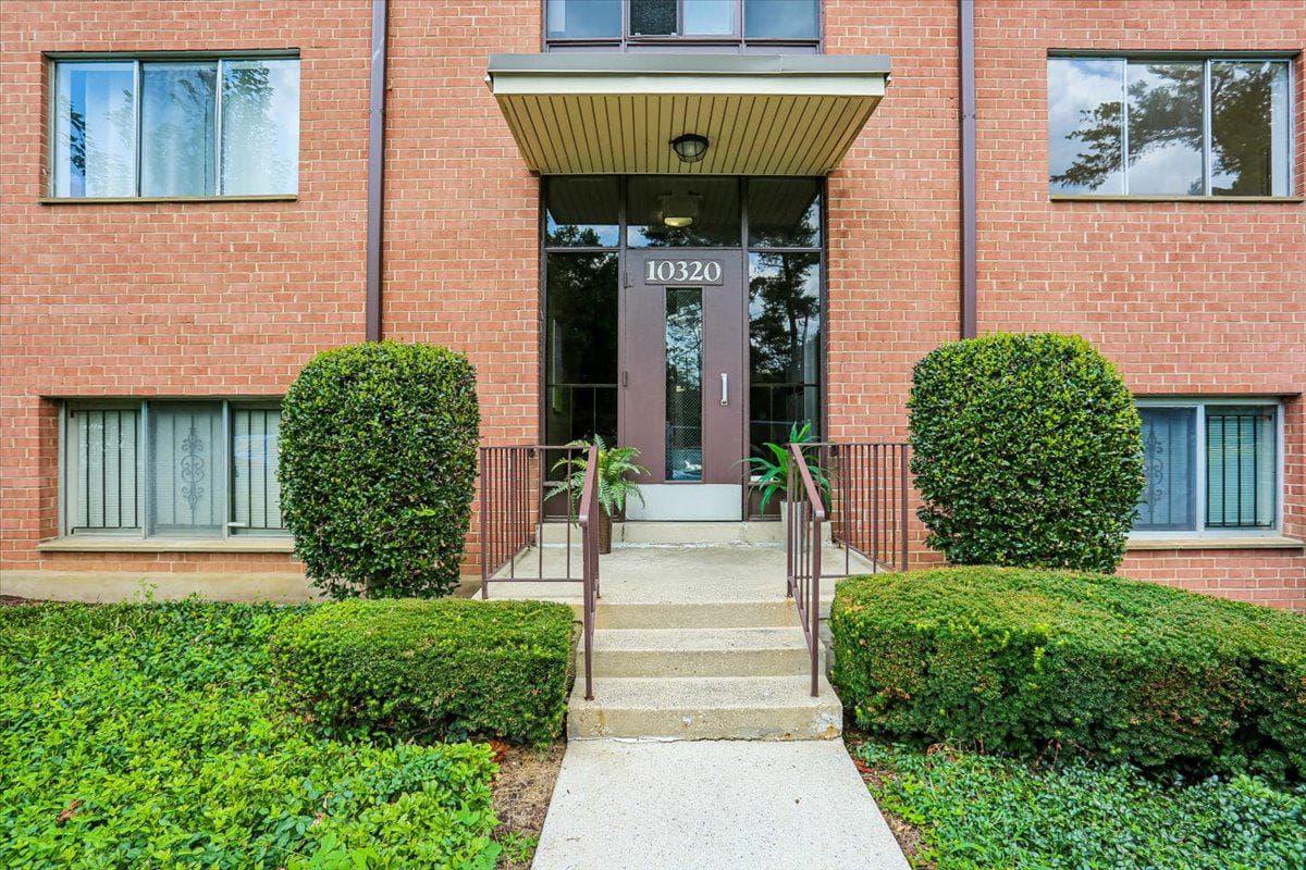 10320 Rockville Pike #201 photo 1