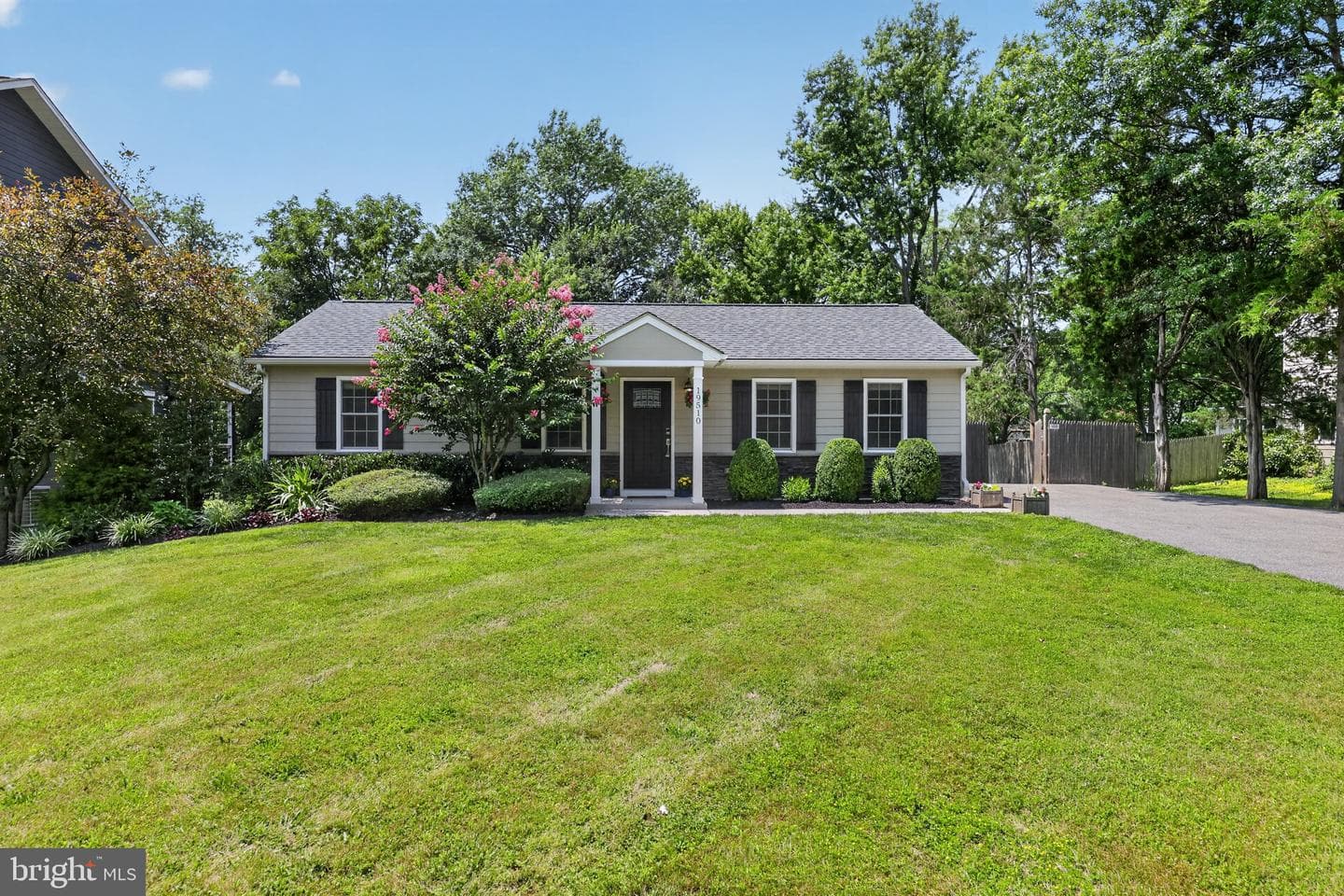 19510 Fisher Avenue photo 1