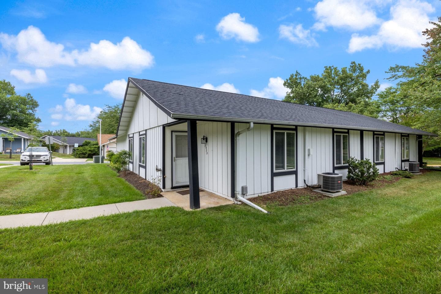 3625 Chorley Woods Way #8-B photo 1