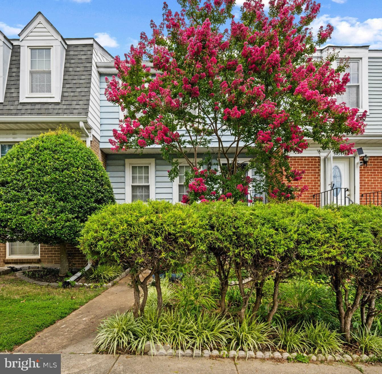 9132 September Lane photo 1