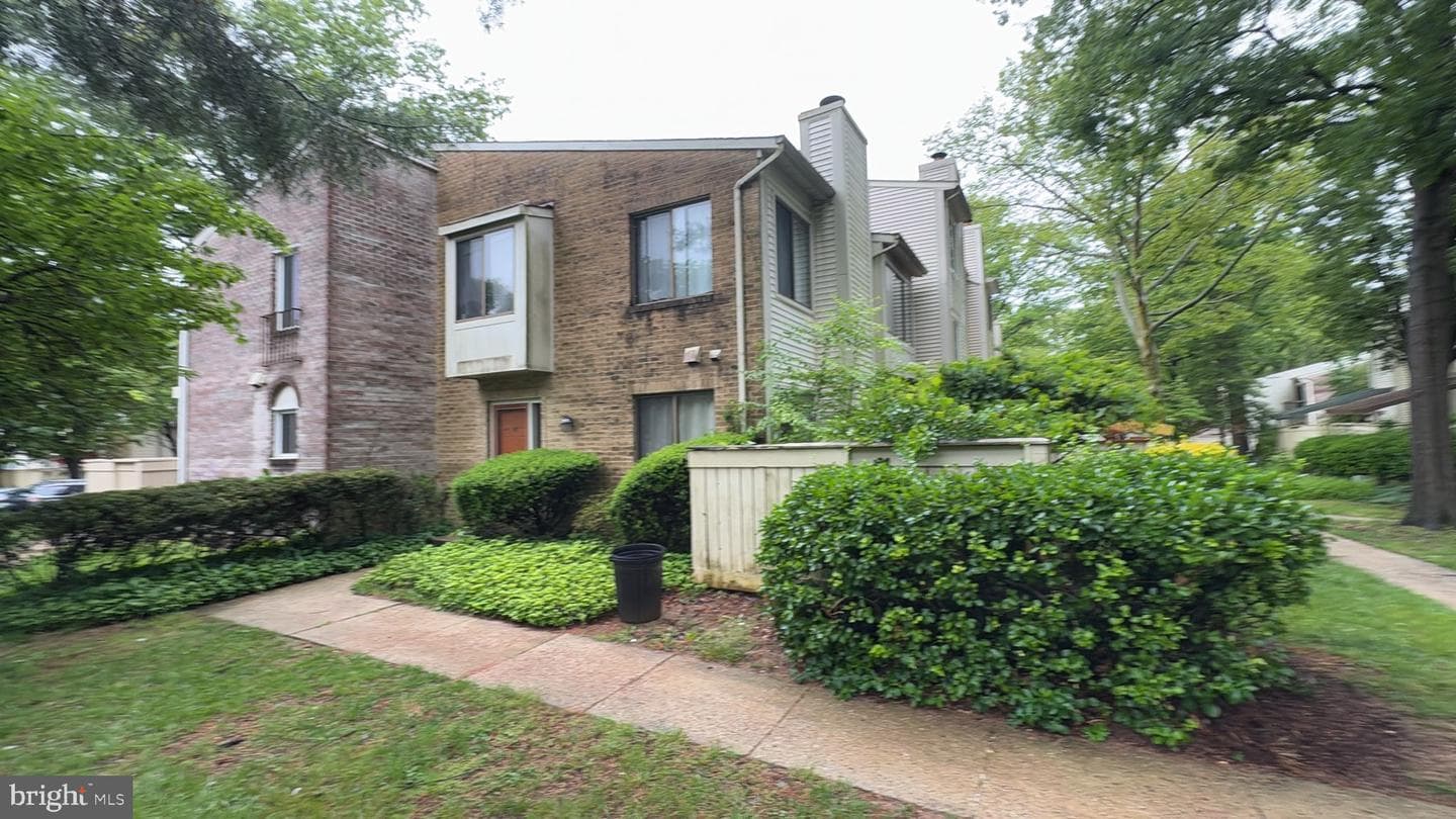 20200 Spring Haven Court photo 1