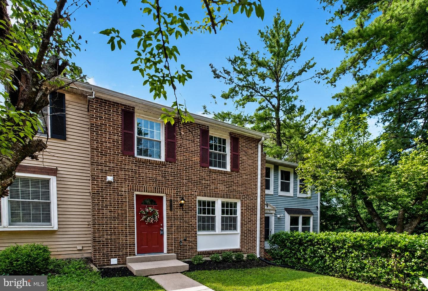 10110 Watkins Mill Place photo 1