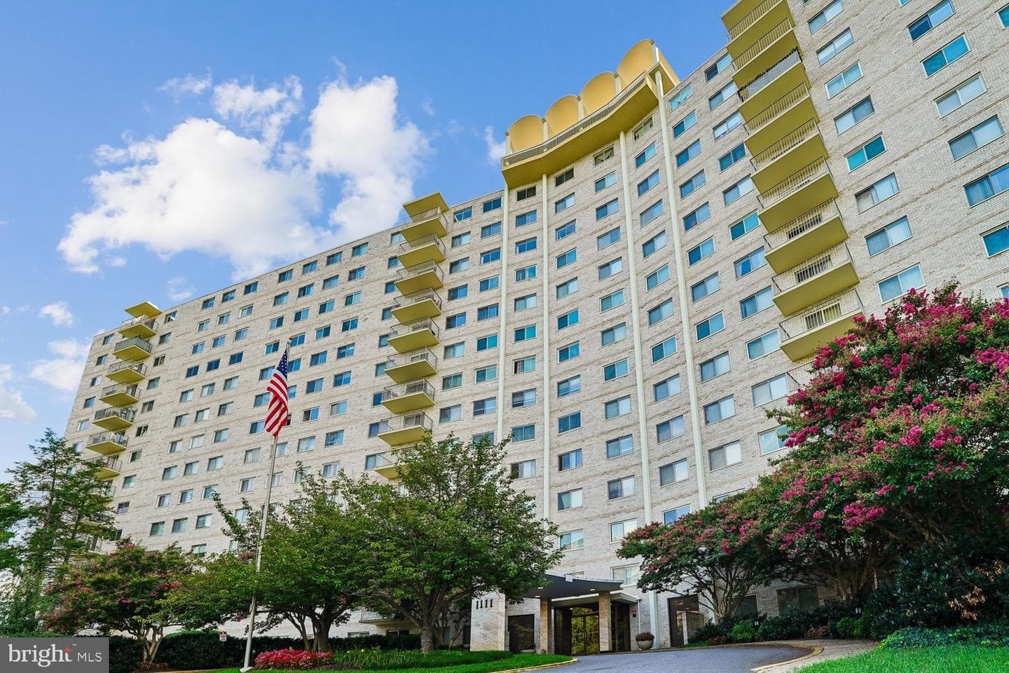 1111 University Boulevard W #916-A photo 1