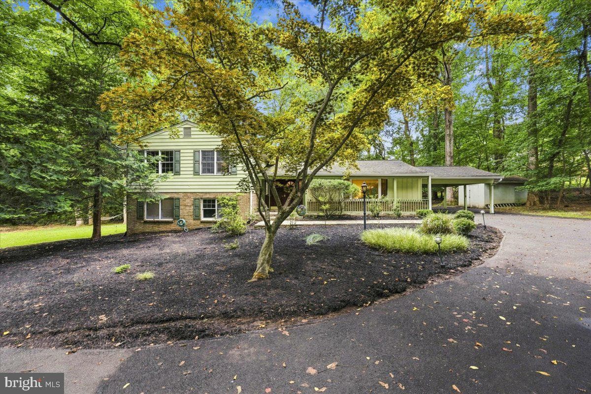 13900 Leibig Road, Silver Spring