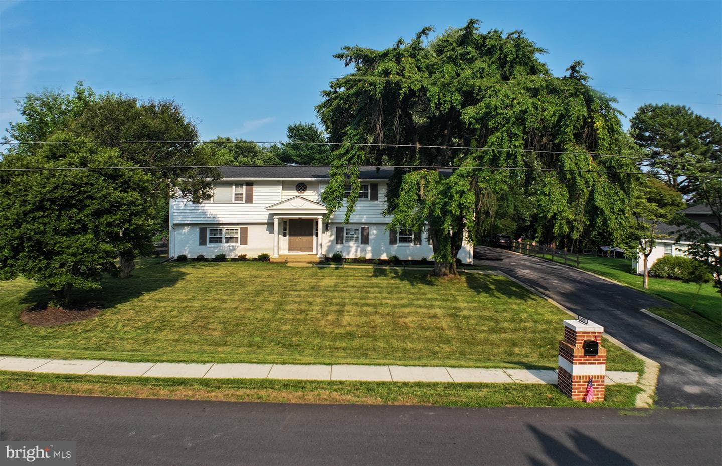 14705 Notley Road photo 1
