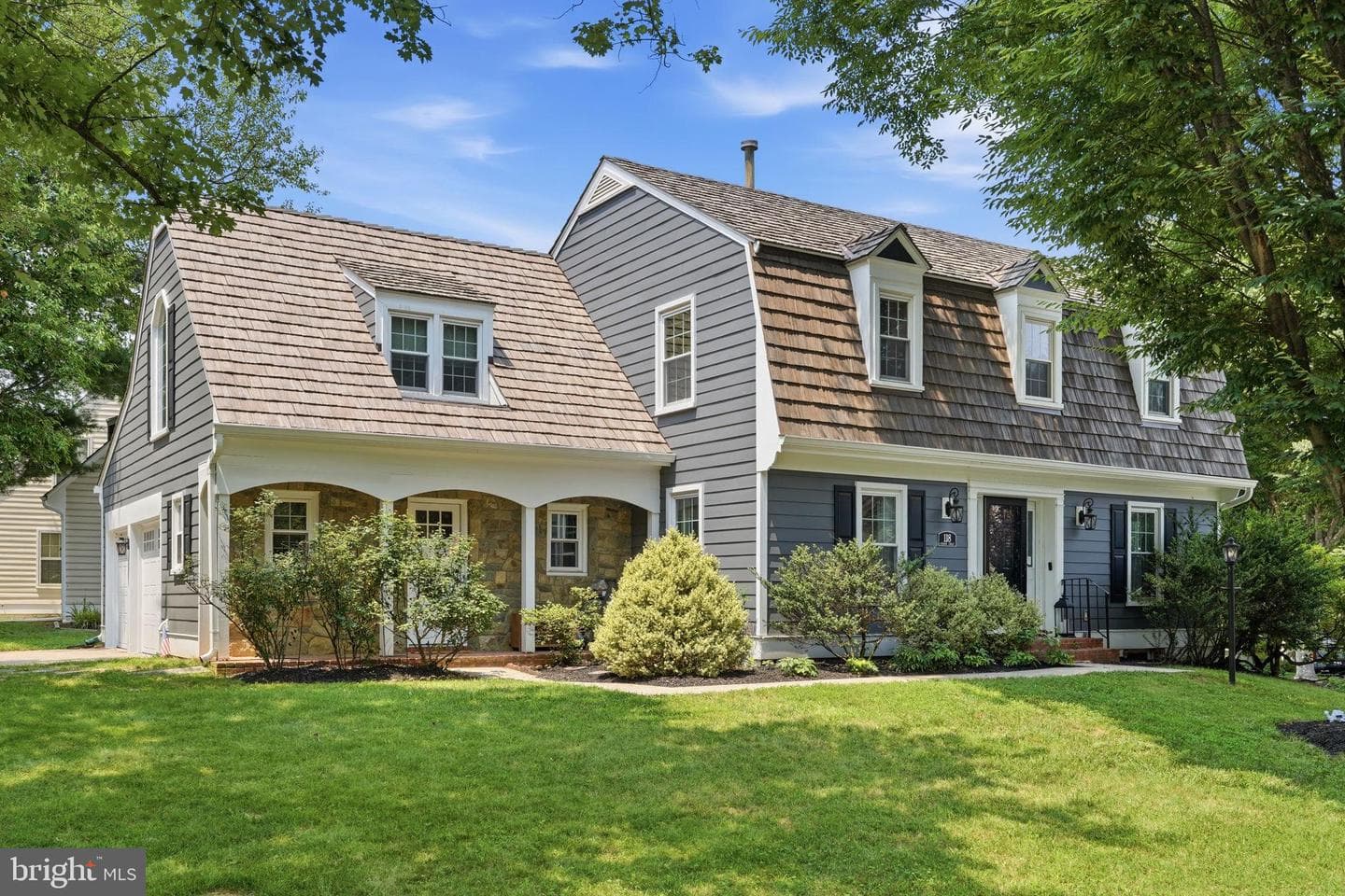 118 Upshire Circle photo 1