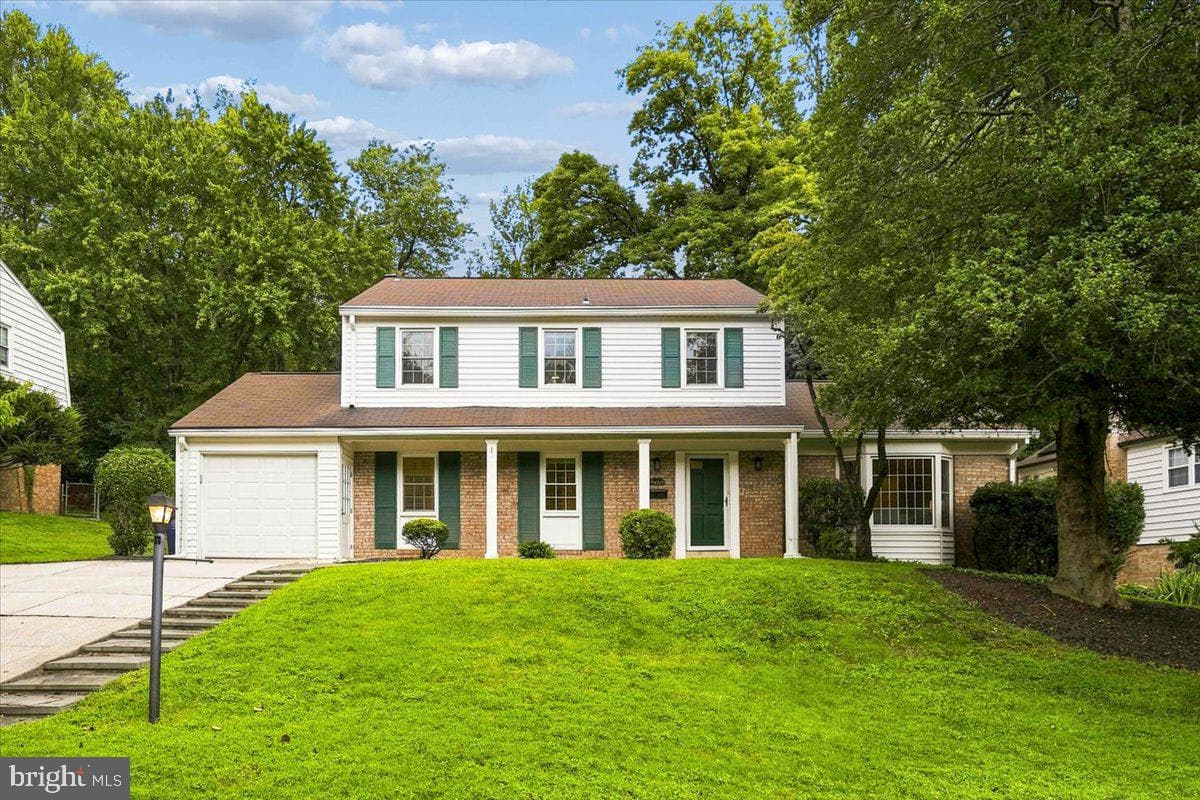 12207 Devilwood Drive, Potomac