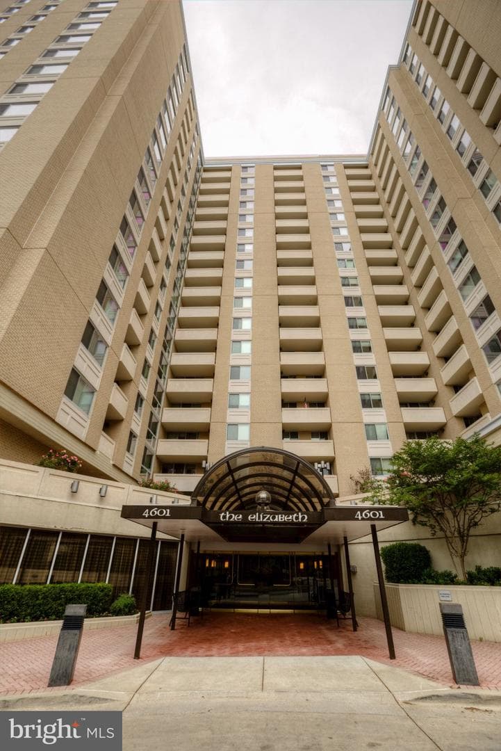 4601 N Park Avenue #p210 photo 1