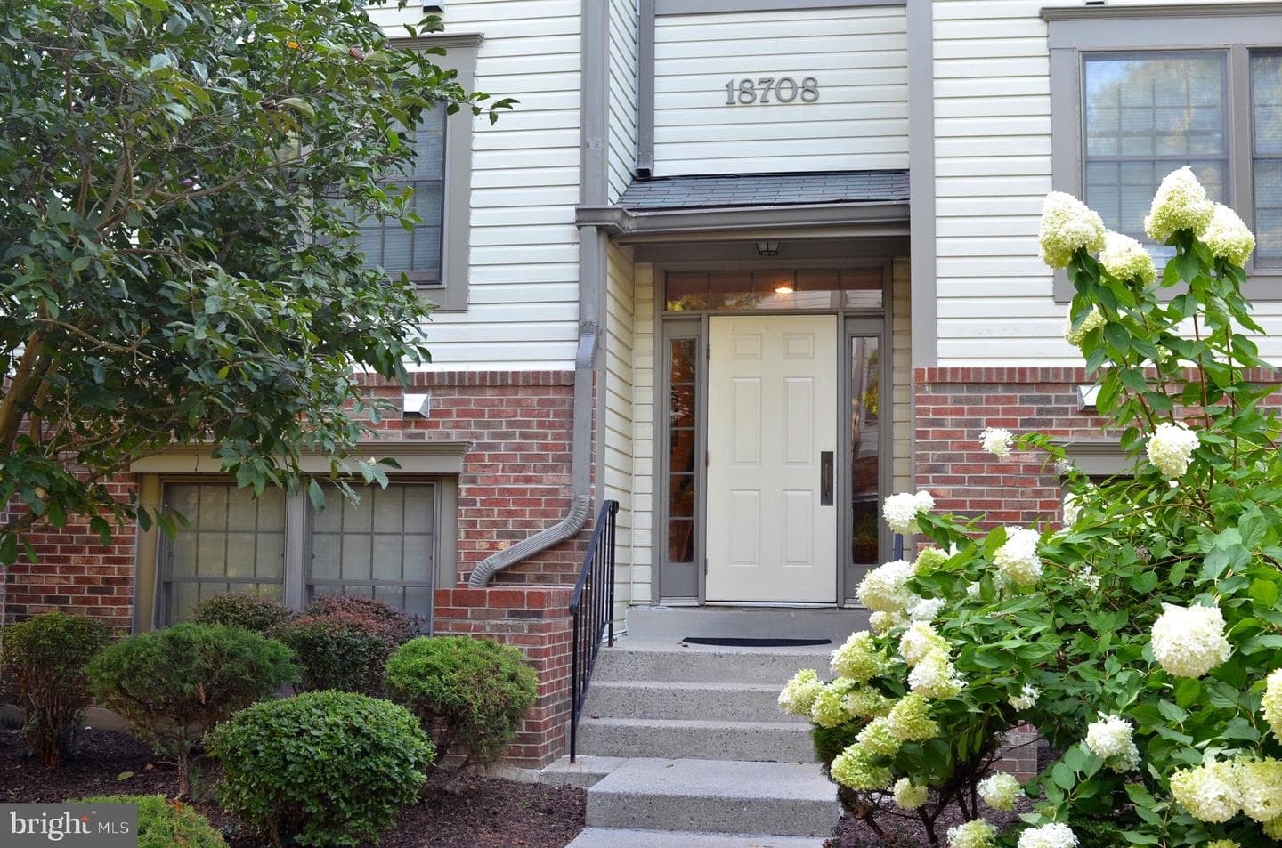 18708 Caledonia Court #d photo 1