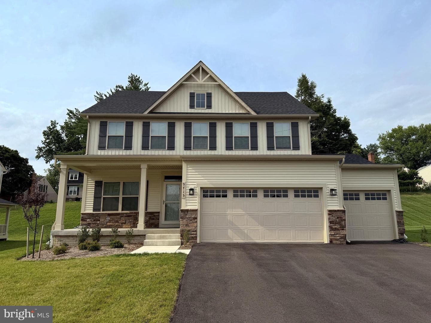 9715 Stewartown Road photo 1