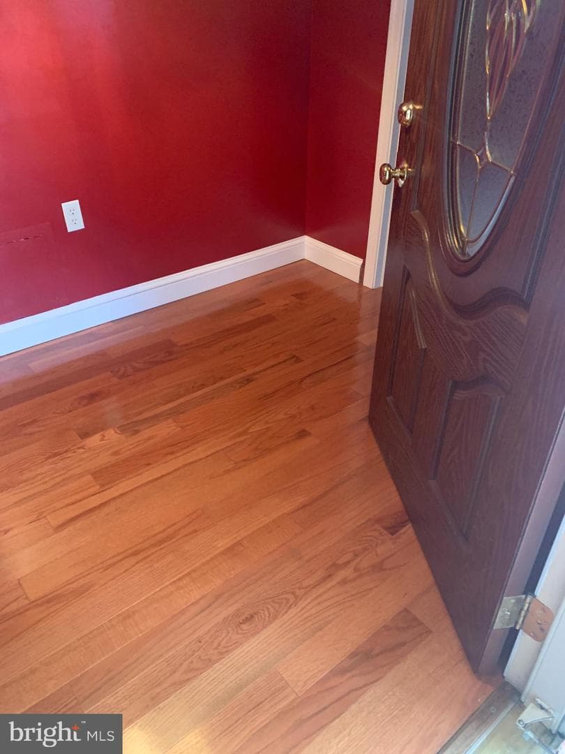 2711 Kirk Lane photo 9