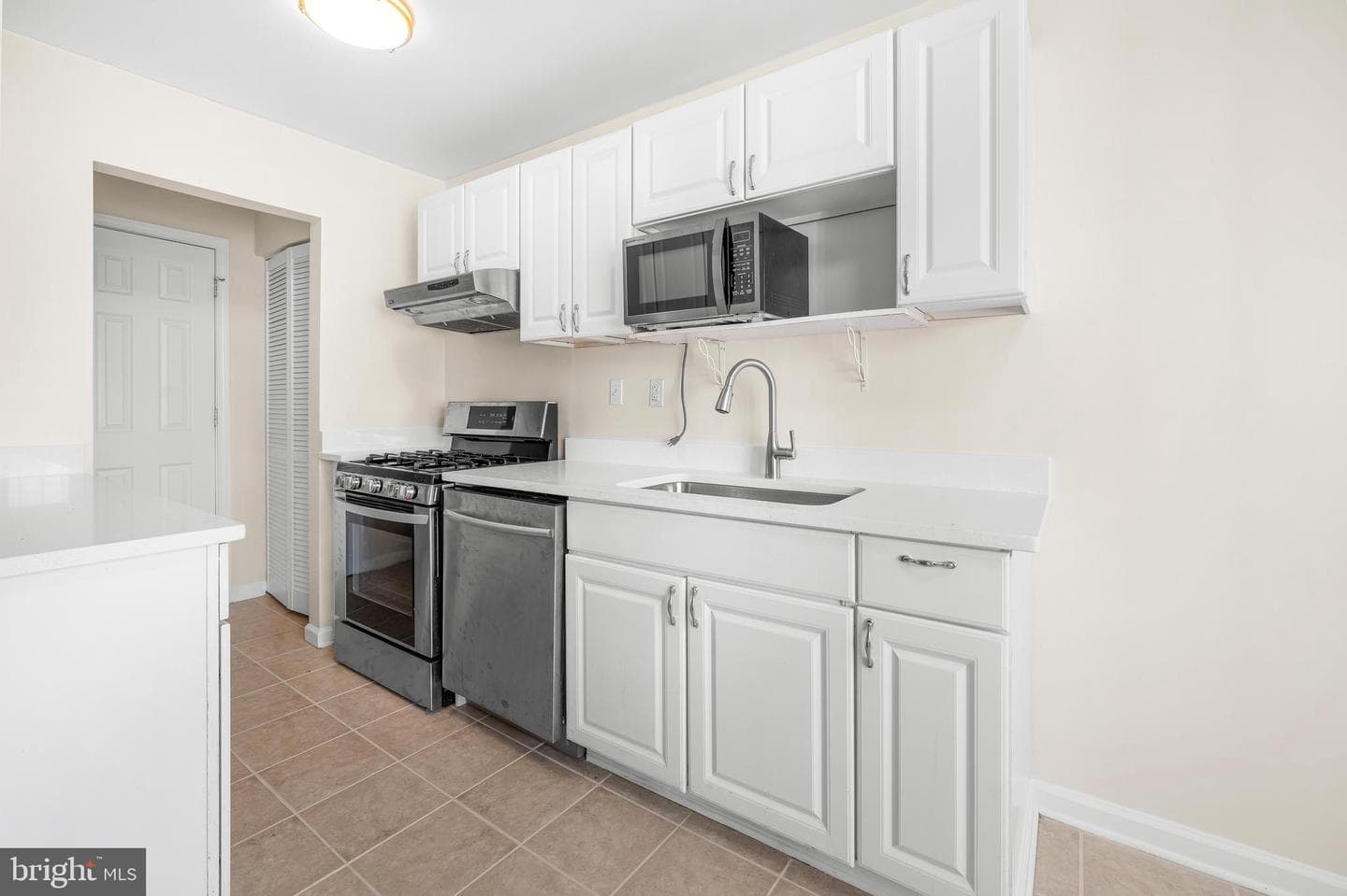 7408 Greeley Road photo 11