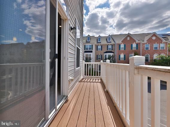 1635 Wesbourne Drive photo 27