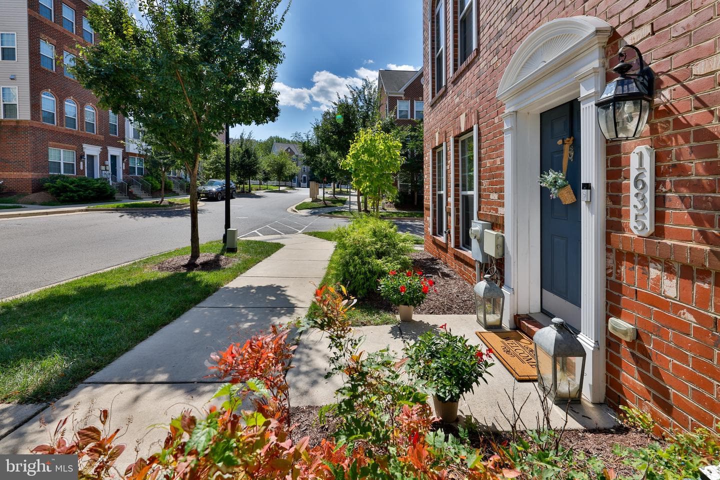 1635 Wesbourne Drive photo 4