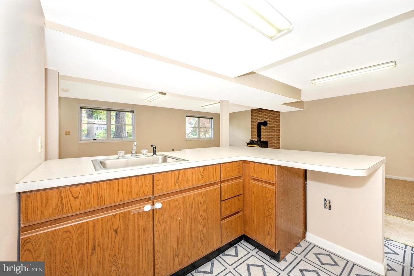8411 Church Lane photo 20