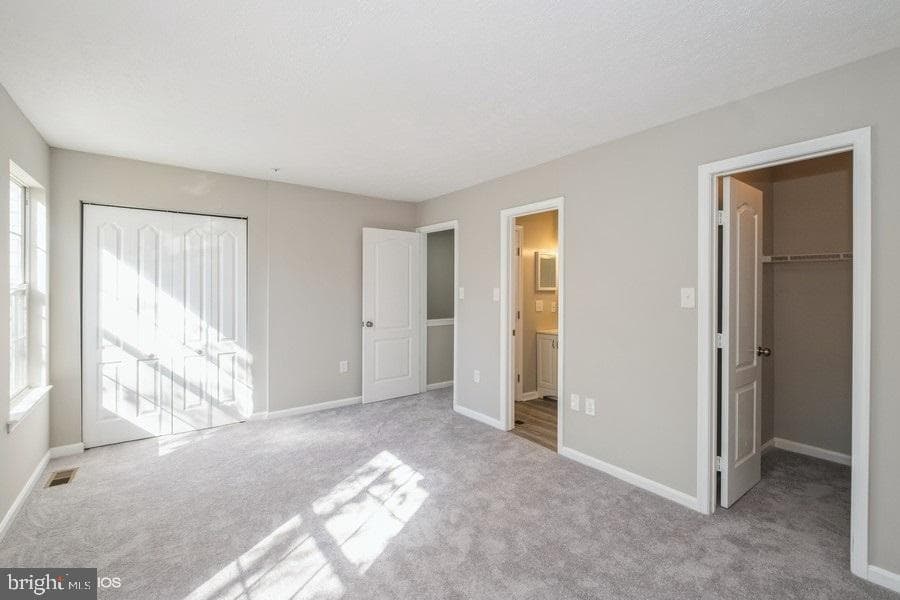 2755 Sweetwater Court photo 9