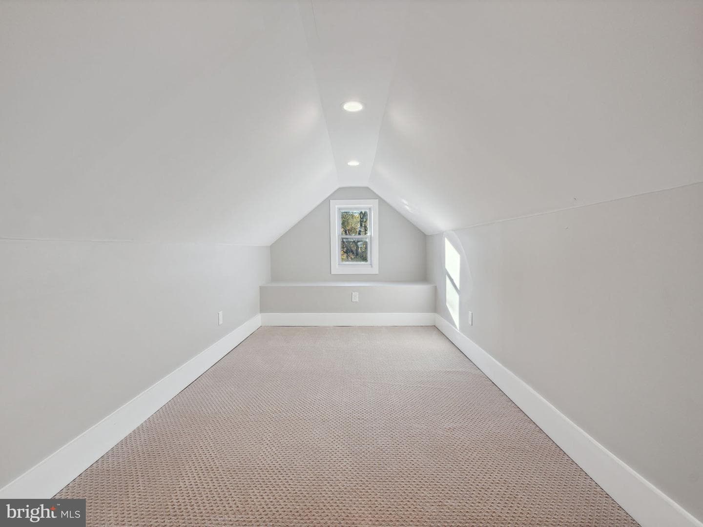5705 40th Place photo 31
