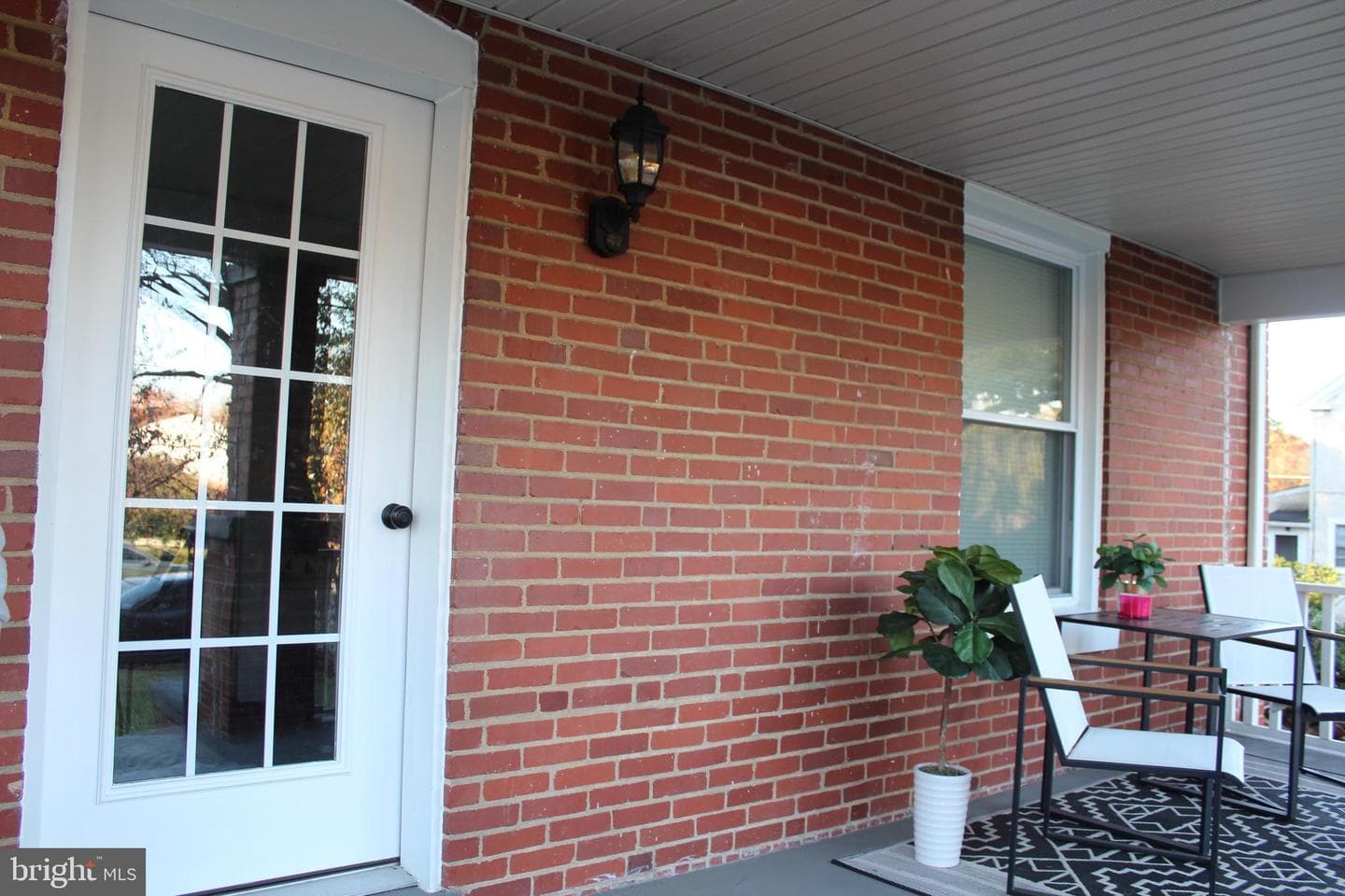 5412 Sargent Road photo 4