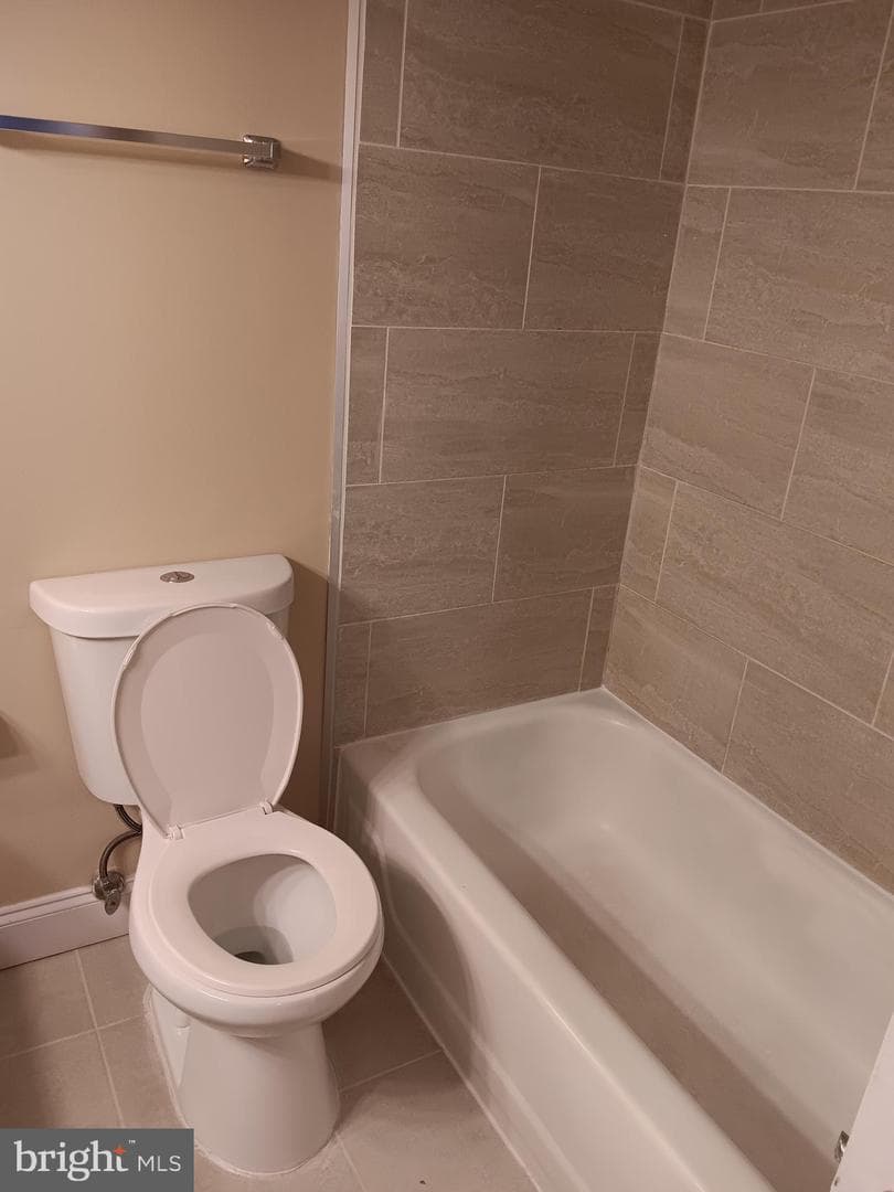 7802 Hanover Parkway #204 / 277 photo 26