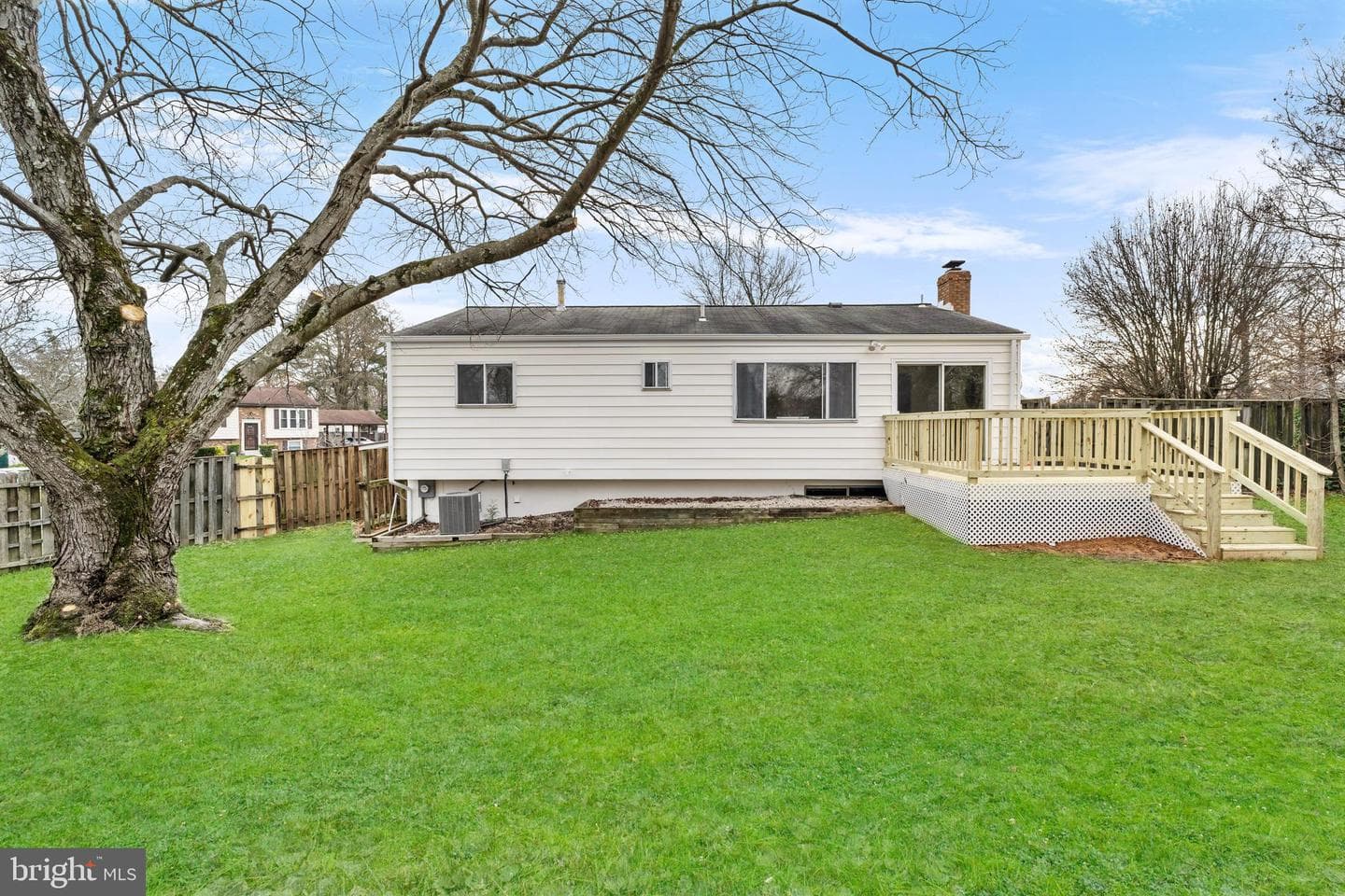 9808 Locust Avenue photo 27