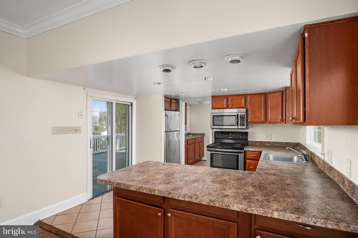 15402 Nomad Drive photo 12
