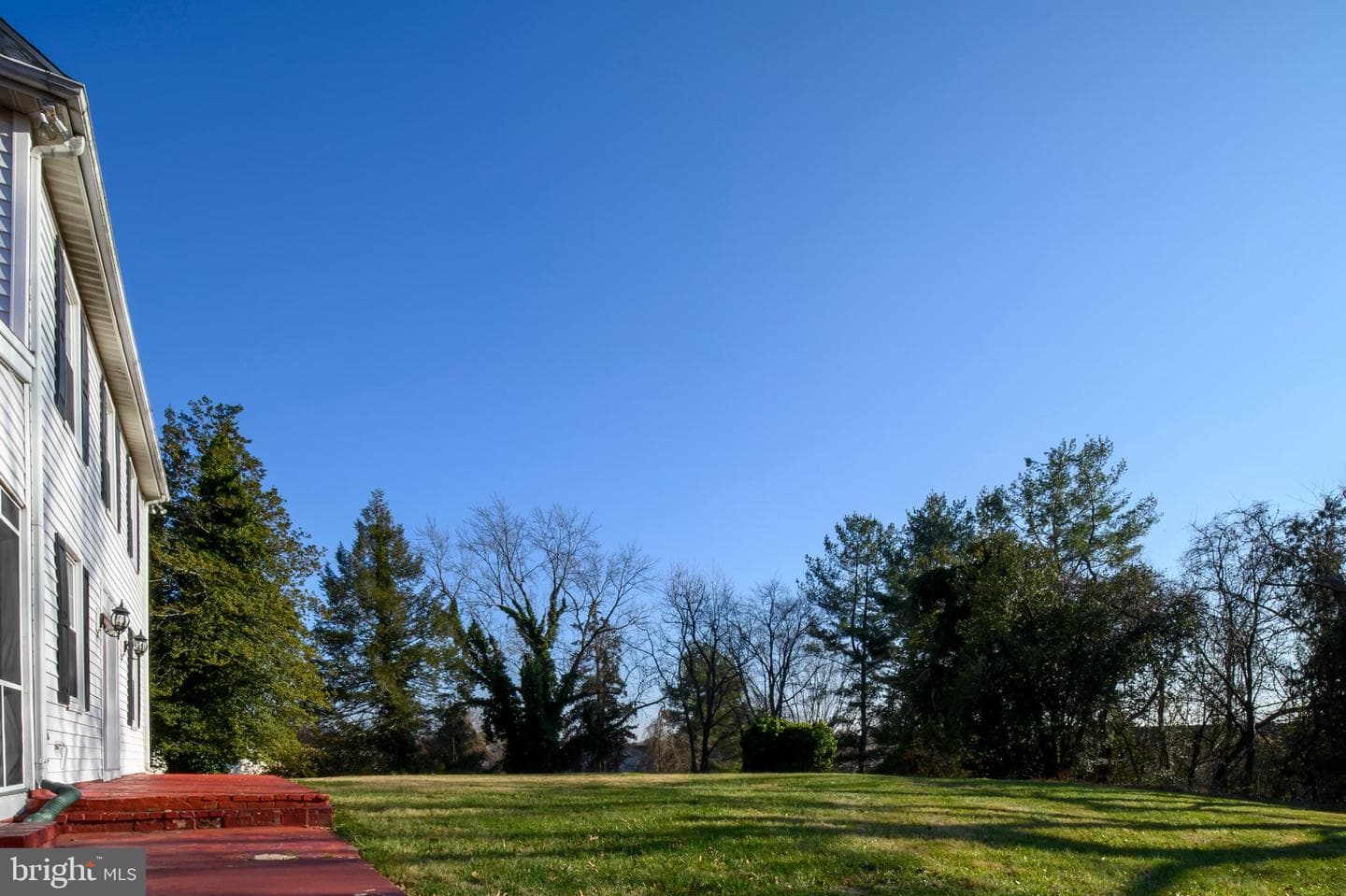15402 Nomad Drive photo 4