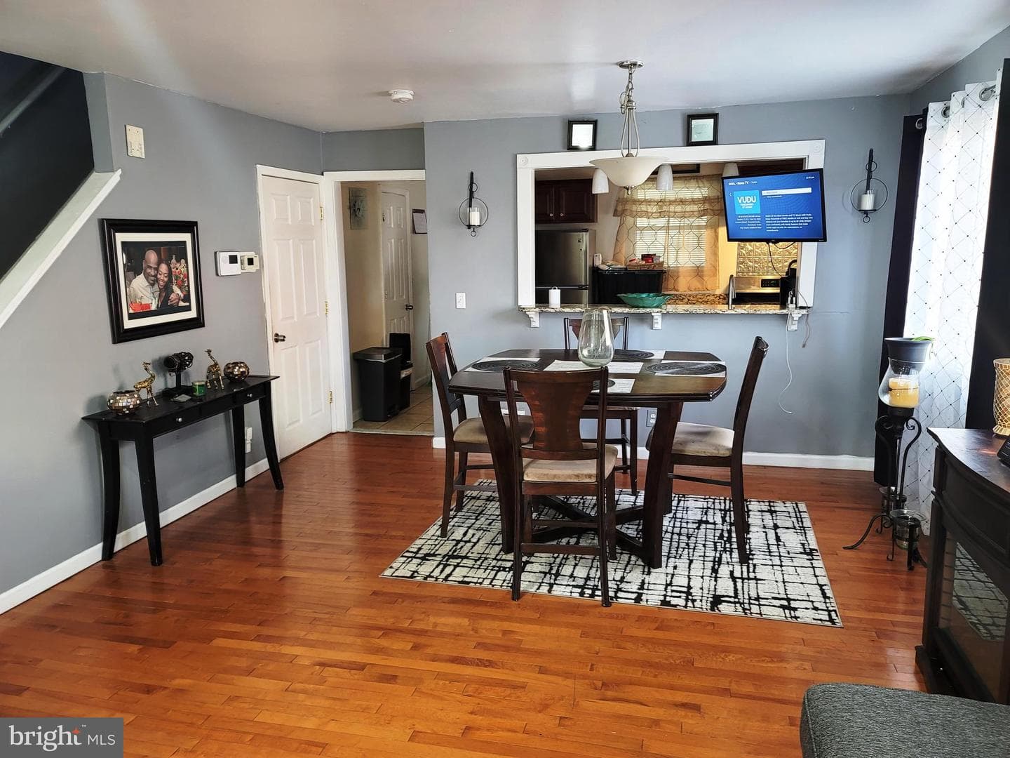 2327 Houston Street photo 5