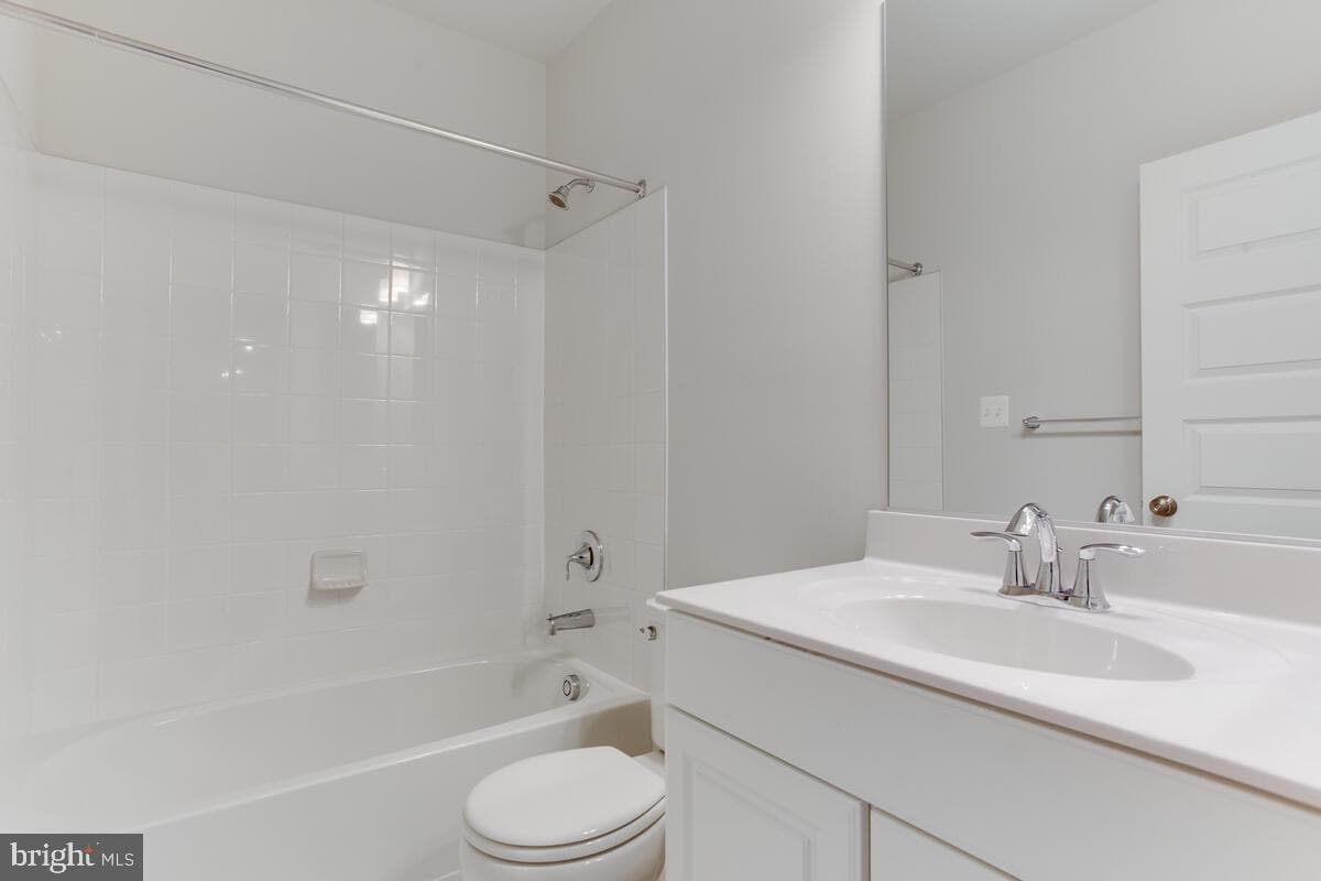 5806 Mcintosh Place photo 19