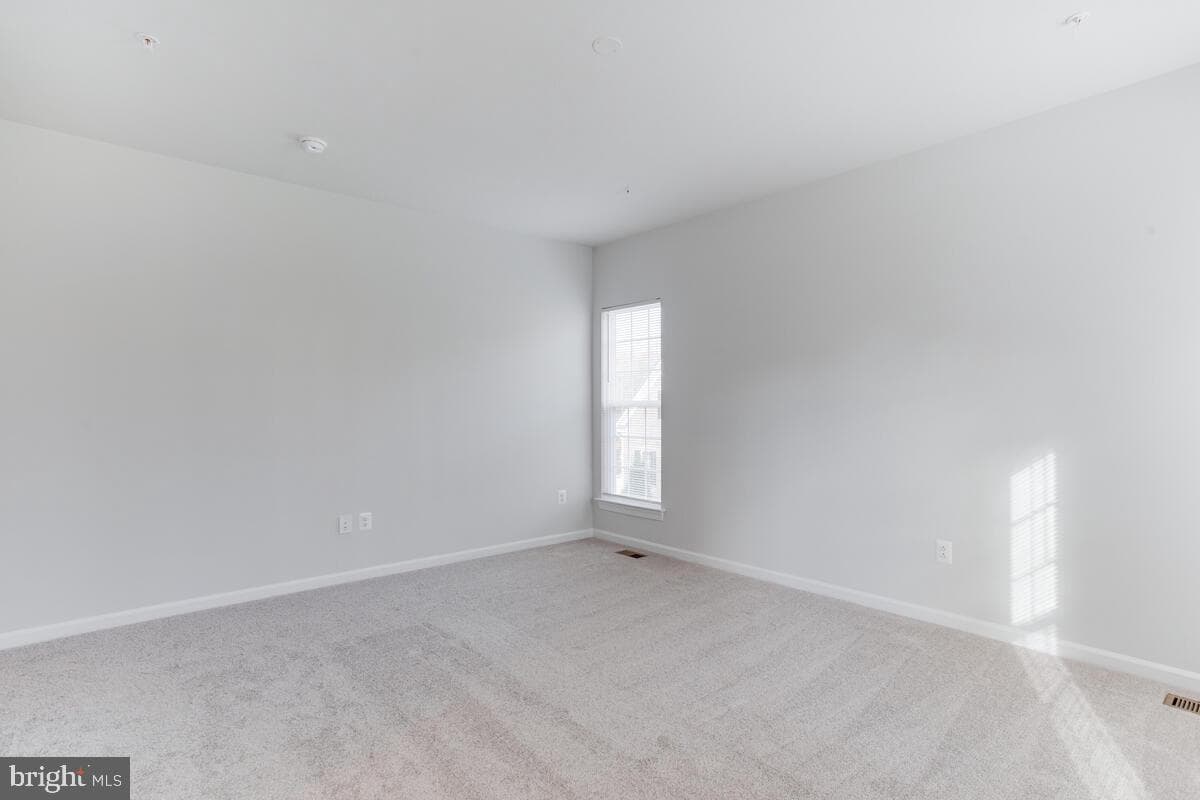 5806 Mcintosh Place photo 36