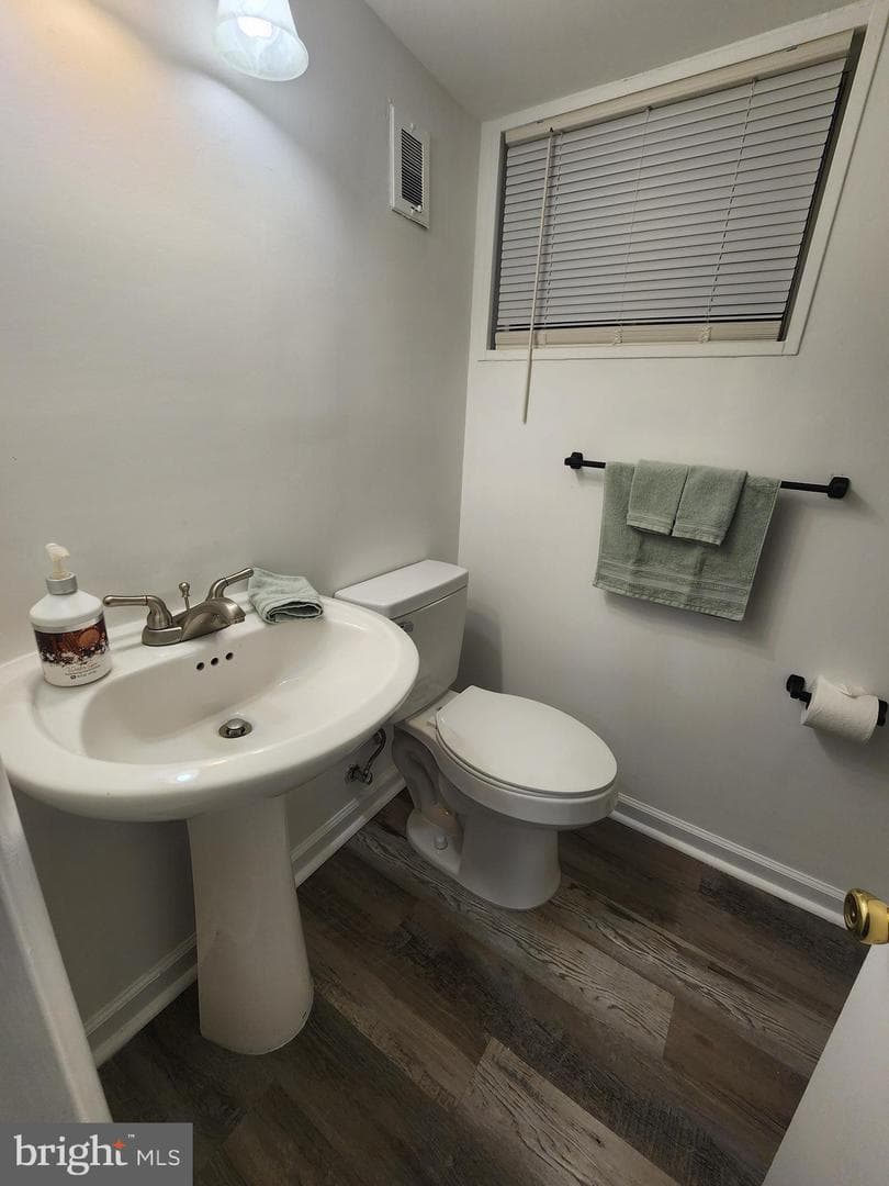 1203 Crisfield Drive photo 31